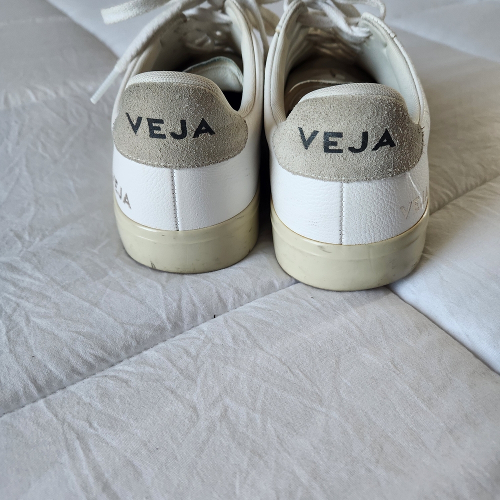 Veja Women's White Sneakers - Picture 2 of 5